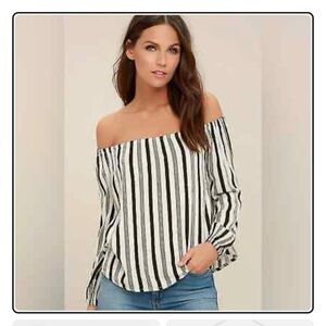 Billabong Black and White Relaxed 3/4 Sleeve Blouse YTK